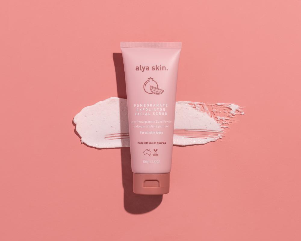 مقشر الوجه بالرمان من Alya Skin